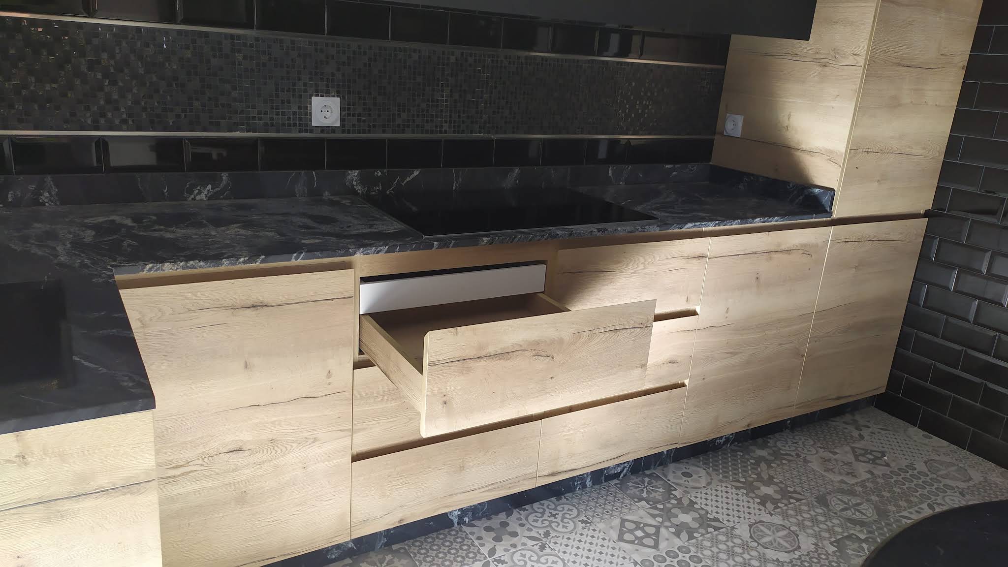 Cocina de madera a medida fabricada por Todo Madera Lorca