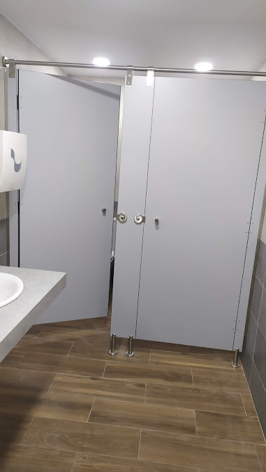 Puerta corredera de baño a medida